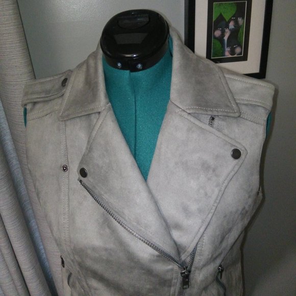 Philosophy Gray Faux Suede Moto Vest Sz L NWT - Picture 6 of 16